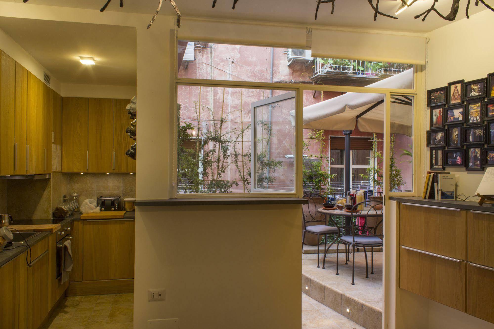 Casa Latina Bed & Breakfast Naples Exterior photo